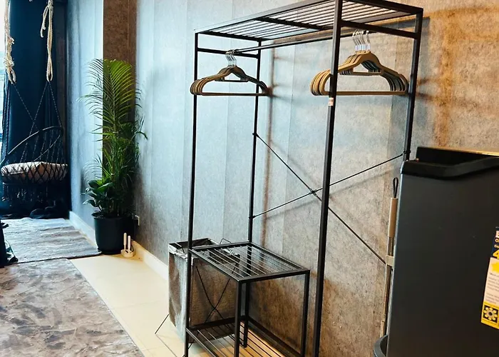 Seaview At 38 Park Ave *